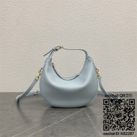 셀린느 CELINE 틴 룰루 서플 그레인 카프스킨 119599