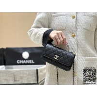 샤넬 체인 달린 미니백 AP4498