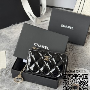 샤넬 클래식 키홀더 지퍼 카드지갑 AP0221