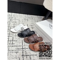 프라다  힐 샌들 슬리퍼