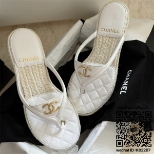 샤넬 힐 샌들 슬리퍼