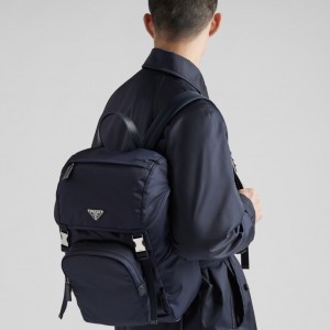 프라다 PRADA 리나일론 삼각 로고 백팩 2VZ135
