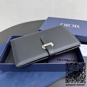 디올 장지갑
