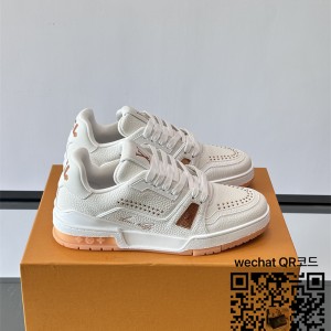 루이비통 트레이너 스니커즈