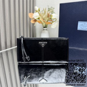 프라다 장지갑 1MB051