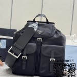 프라다 삼각로고 나일론 백팩 2VZ110