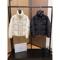 몽클레어 Genius Willow smith 패딩 90%거위털