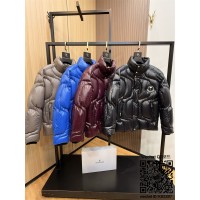 몽클레어 Palm angels 패딩 소매탈부착 90%거위털