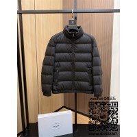 프라다 남성패딩 90% 거위털