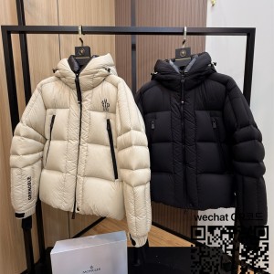 몽클레어 남성 패딩 90%거위털