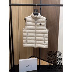 몽클레어 패딩 조끼 90% 거위털 남여공용