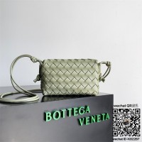 보테가베네타 BV 루프 미니 크로스백 723547