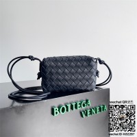 보테가베네타 BV 루프 미니 크로스백 723547