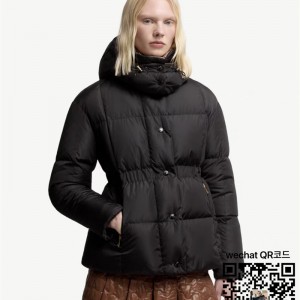 몽클레어 패딩 90%거위털