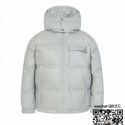 프라다 남여공용 패딩 90% 오리털