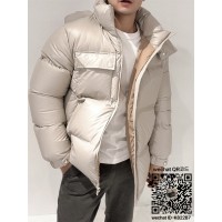 프라다 남여공용 패딩 90% 오리털