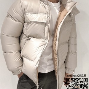 프라다 남여공용 패딩 90% 오리털