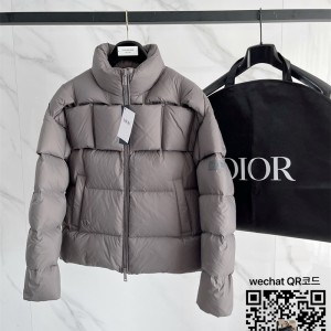 디올  패딩 남성용 90%거위털