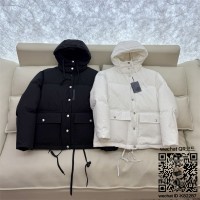 프라다 패딩 여성용 오리털90%