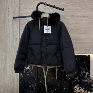 막스마라 여성 패딩 거위털90