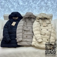 버버리  패딩 여성용 거위털90%