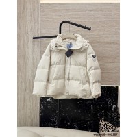 프라다 패딩 여성용 거위털90%