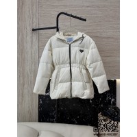 프라다 패딩 여성용 거위털90%