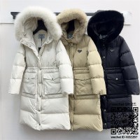 프라다 패딩 여성용 거위털90%