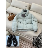 프라다 패딩 여성용 거위털90%