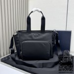 프라다 리나일론 베이비 토트백 1BG102 신형