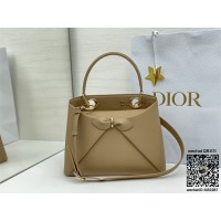 디올 2026 신상 라시갈  리본 핸들백