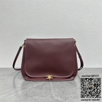 셀린느 소프트 트리옹프 베사체 크로스백 123632