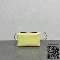 셀린느 트리오 플랩백 100862