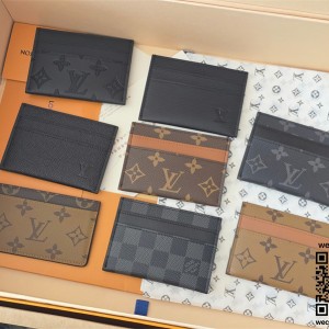 루이비통 카드지갑 M62170
