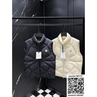 몽클레어 패딩 조끼 90%거위털