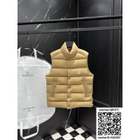 몽클레어 패딩 조끼 90%거위털