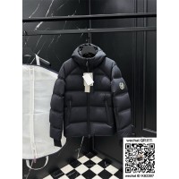 몽클레어 패딩 90%거위털