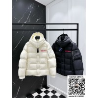 프라다 패딩 90%거위털