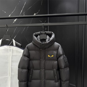 펜디 패딩 90%거위털