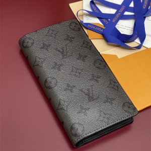 루이비통 브라짜 월릿 모노그램 지퍼 장지갑  M61697