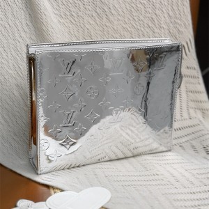 루이비통 모노그램 미루아 토일레트리 파우치백 M15358