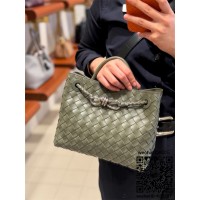 보테가베네타 BV 스몰 안디아모 토트백 743568 25cm