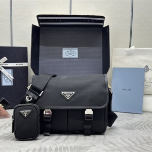 프라다 리나일론 플랩 포코노 크로스백 2VD769