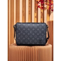 루이비통 Louis Vuitton 남성 디스트릭트 PM 메신저백 M46255