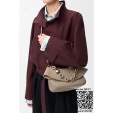 로에베  올라 미디움 크로스백