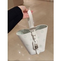 루이비통 모노그램 올인BB 숄더백 3가지 착용법 M27570