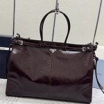 프라다 남성 보니 가죽 핸드백 2VG128