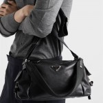 프라다 익스플로러 소가죽 숄더백 2VH206