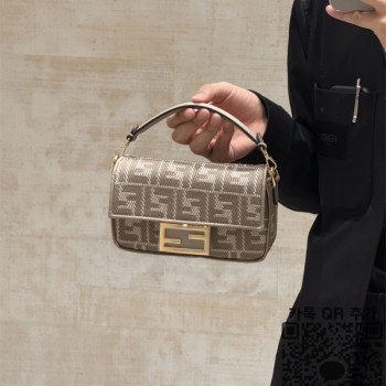 펜디 FENDI 바게트백 20CM
