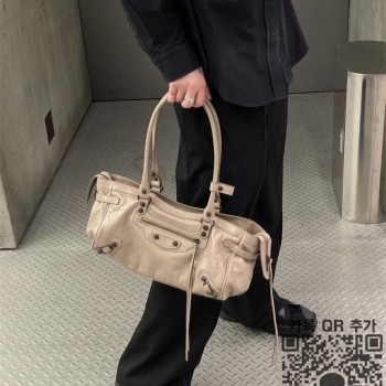 발렌시아가 시티 이스트 웨이트 시티백